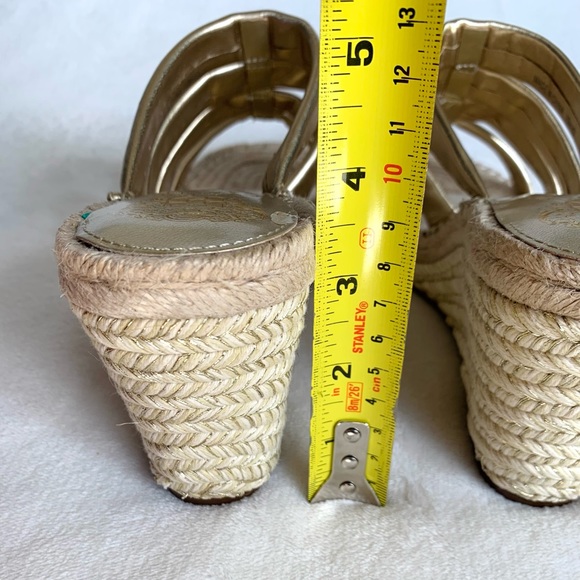 VINCE CAMUTO MOLISANA WEDGE - Picture 10 of 16